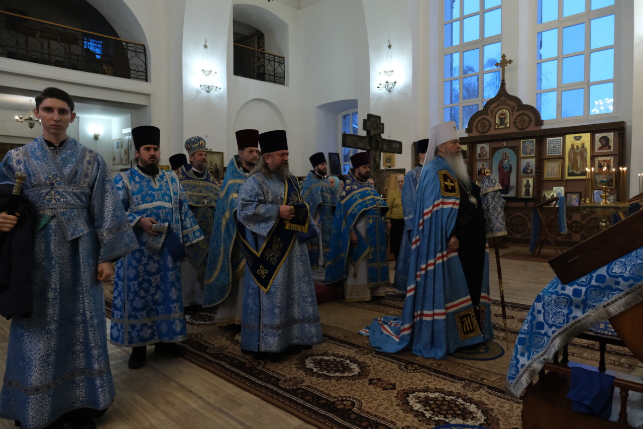 Храм Рождества Пресвятой Богородицы города Балканабада